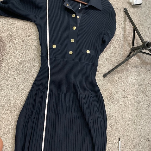NWT Veronica Beard|| Lauper Knit Mini Dress
Navy Ribbed Shirtdress, Size Large - Picture 9 of 9